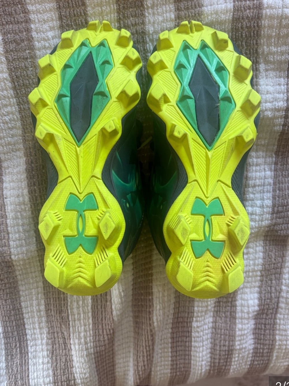 Under Armour Kids Green and Neon Yellow Baseball Cleats - Picture 2 of 3
